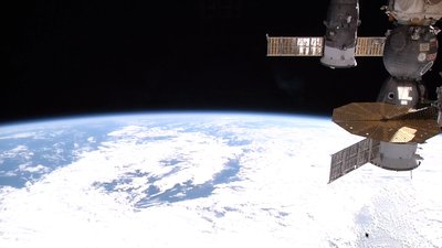 ISS07-04-2016-4.jpeg